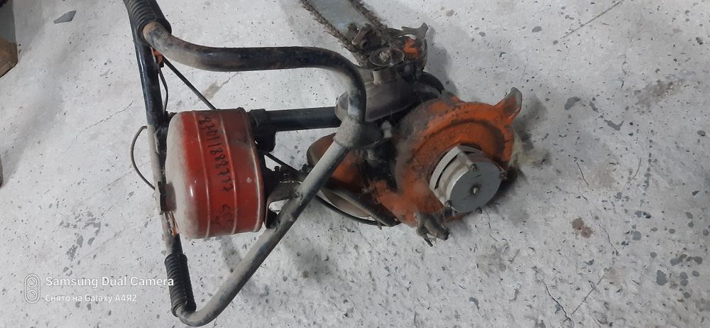 Бензо пила Советская