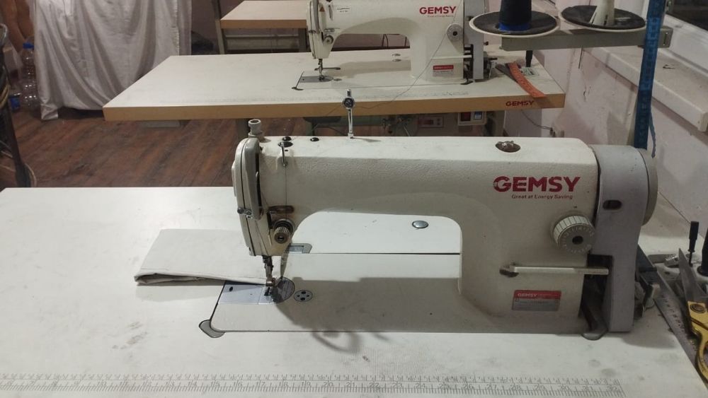Швейная машина Gemsy