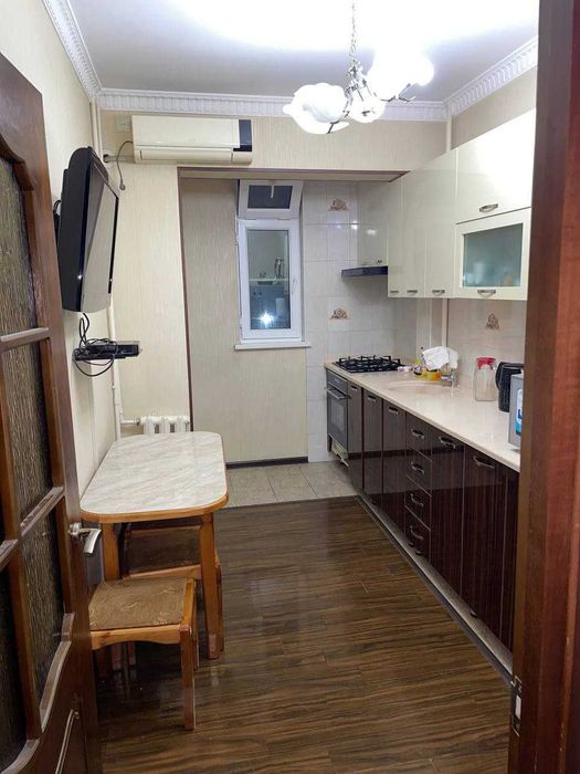 метро Айбек  3/3/9  74 м²