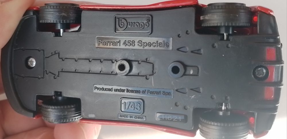Ferrari 458 Speciale, мащаб 1/43