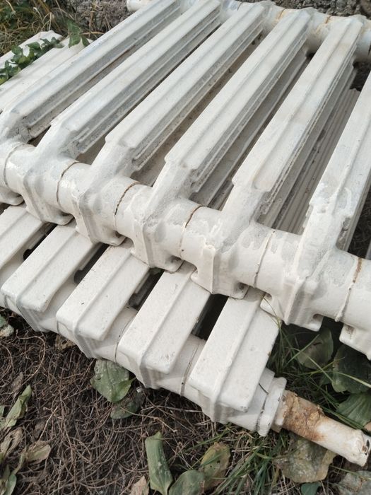 Продам батареи чугунные