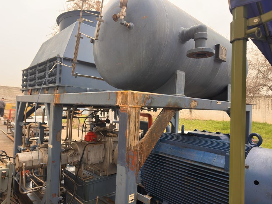 Продается компрессор Kwangshin в идеальном состояние для АГНКС