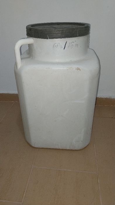 Бидон 60л. пластмаса