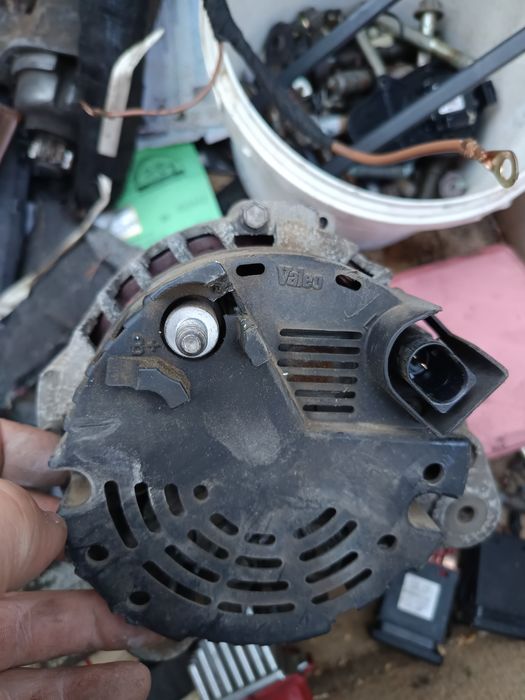 Продавам от Форд Галакси 2,3 16в стартер и алтернатор