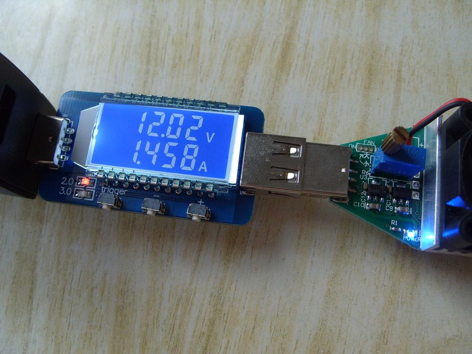Бързо USB зарядно TE-820, 28W, 2 USB извода