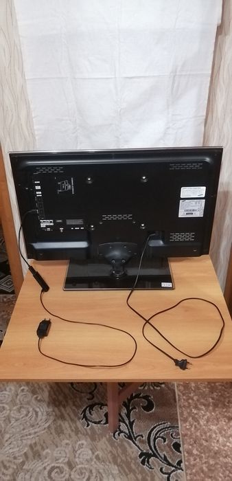 Продам телевизор с приставкой