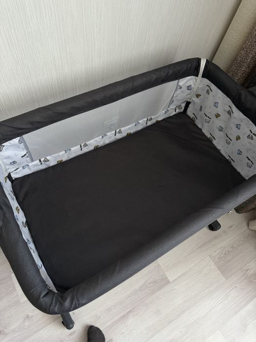 Продам манеж кровать