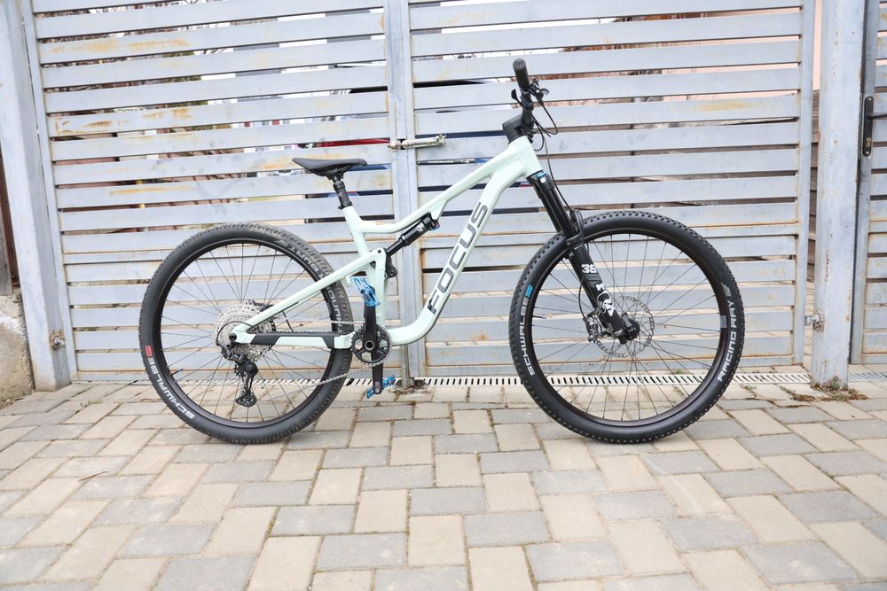Bicicleta full-suspension trail/enduro Focus Jam 6.9
