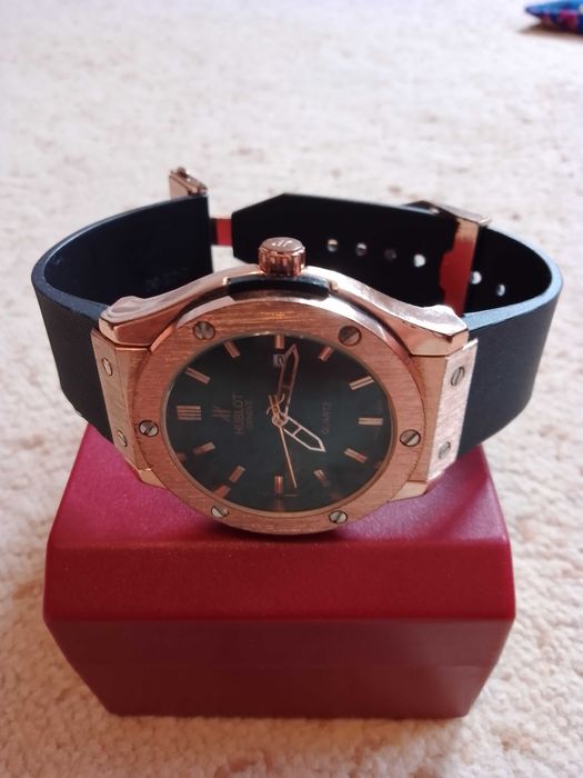 Наручные часы HUBLOT