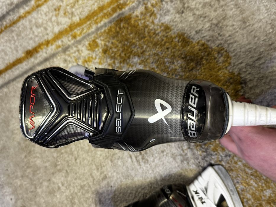 Хоккейные коньки bauer 45размер