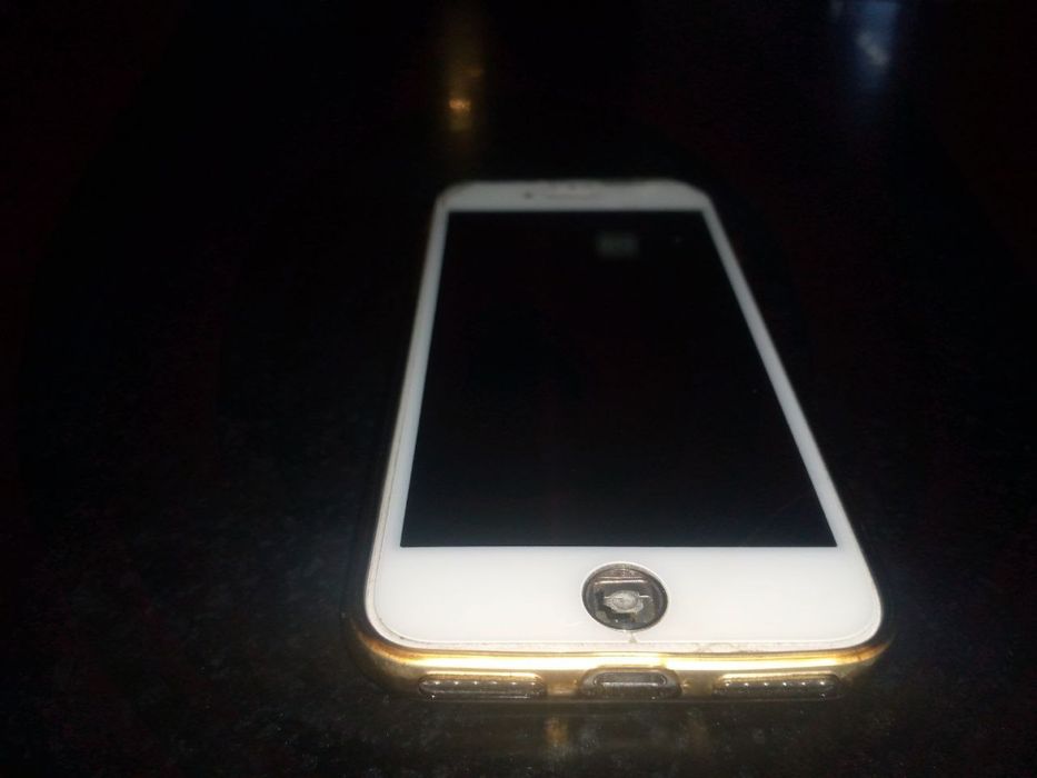 iphone 8 белый (oq)