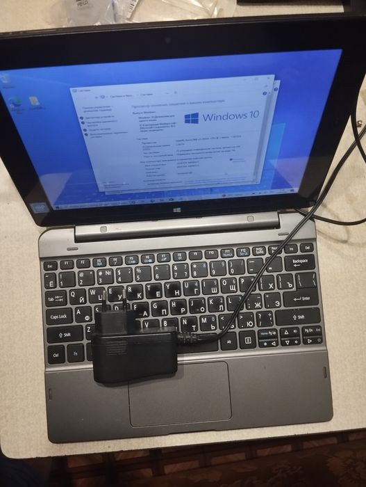 Ноутбук-планшет 2-в-1 Acer Switch One 10 32GB