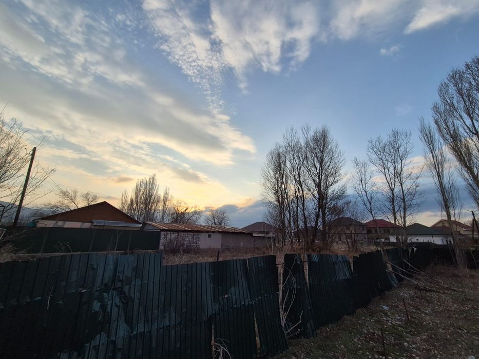 Продам участок земли 10 соток