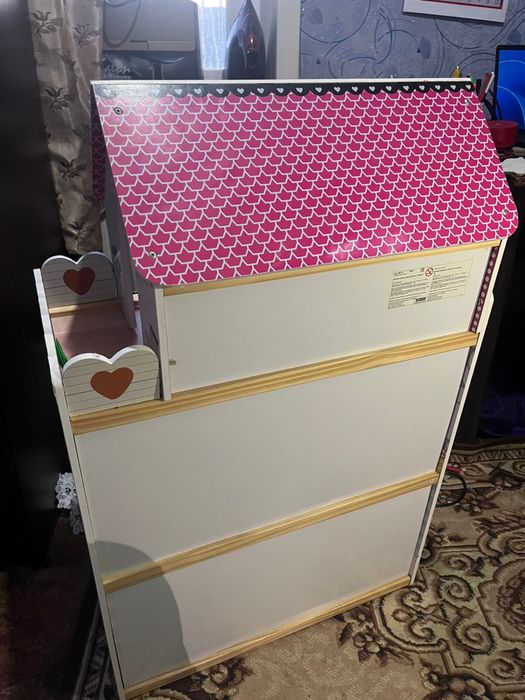 Продам кукольный домик