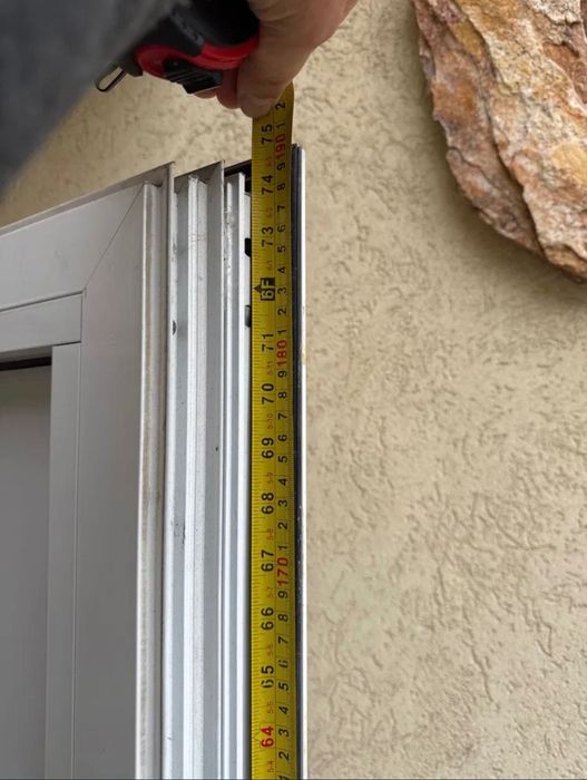 Външна входна врата  190х90 с брава и ключове