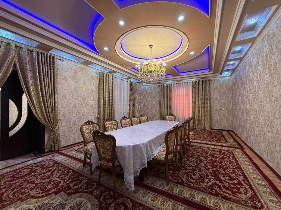 TAYYOR 6 SOTIQLI hovli sotiladi #a697
