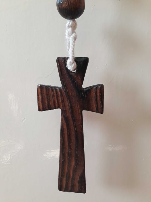 Rozariu mare din lemn.