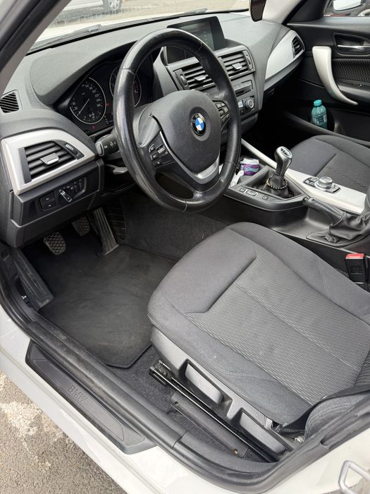 Vand BMW 114d manual avariat distributie/ambreiaj/volanta schimbate