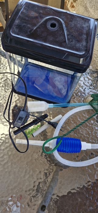 Аквариум с принадлежности