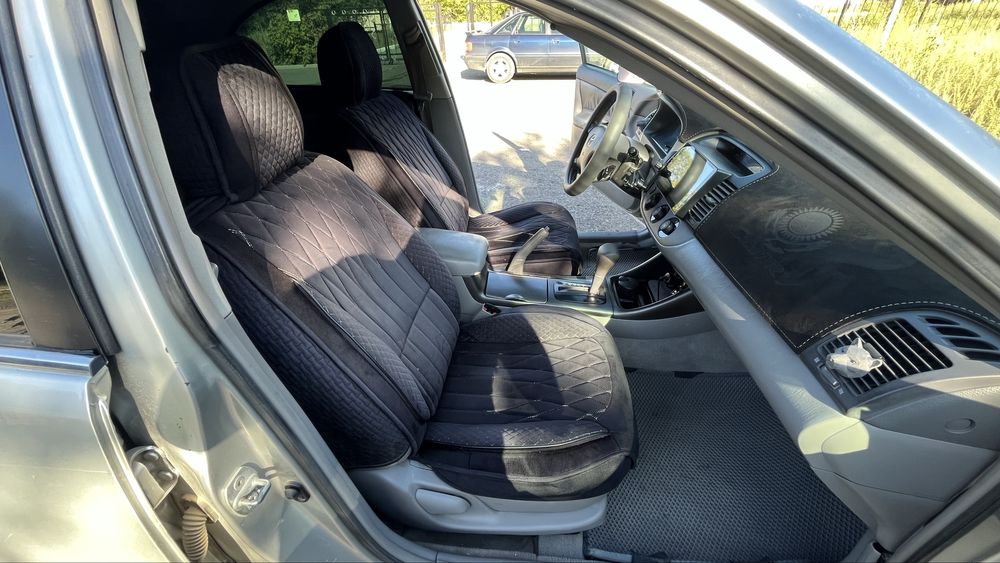 Продаю камри 30 американец