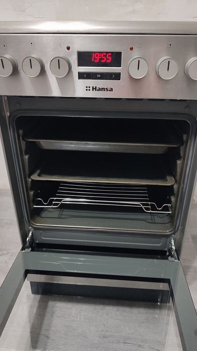Продается электро.плита Hansa
