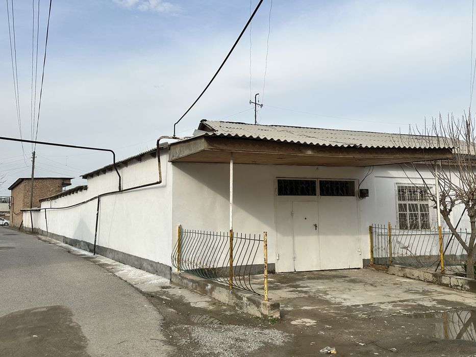 5,6 сотокли ховли сотилади