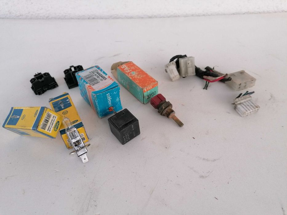 Пружини Мазда и части делко , кабели , мигач ,джанти 14 за 323 , 626