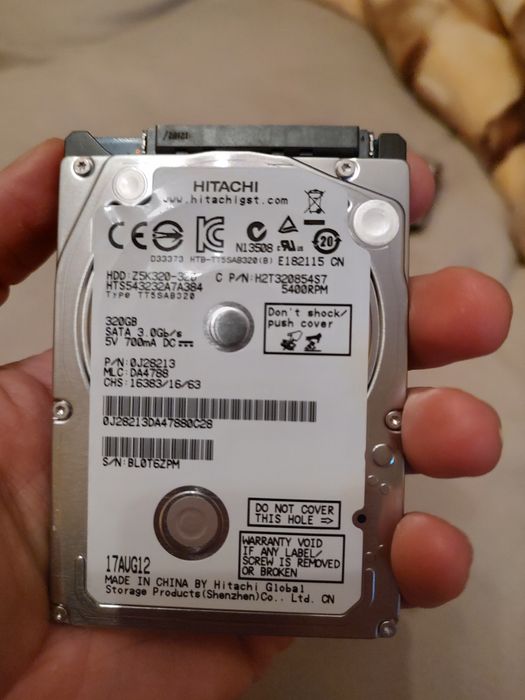 Hard Disk-uri laptop Sata 320 GB si 100 Gb