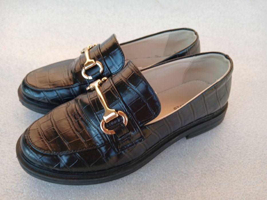 Обувки за момиче Reserved, 32 номер