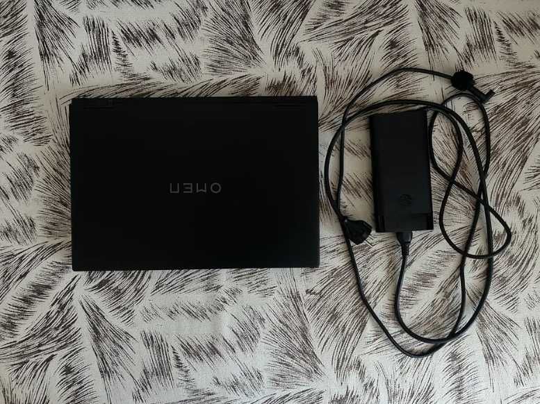 Игровой Ноутбук HP Omen D16