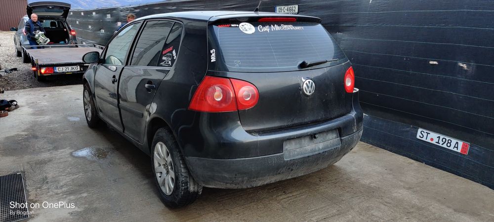 Vindem piese rezultate din dezmembrarea unui Volkswagen Golf 5