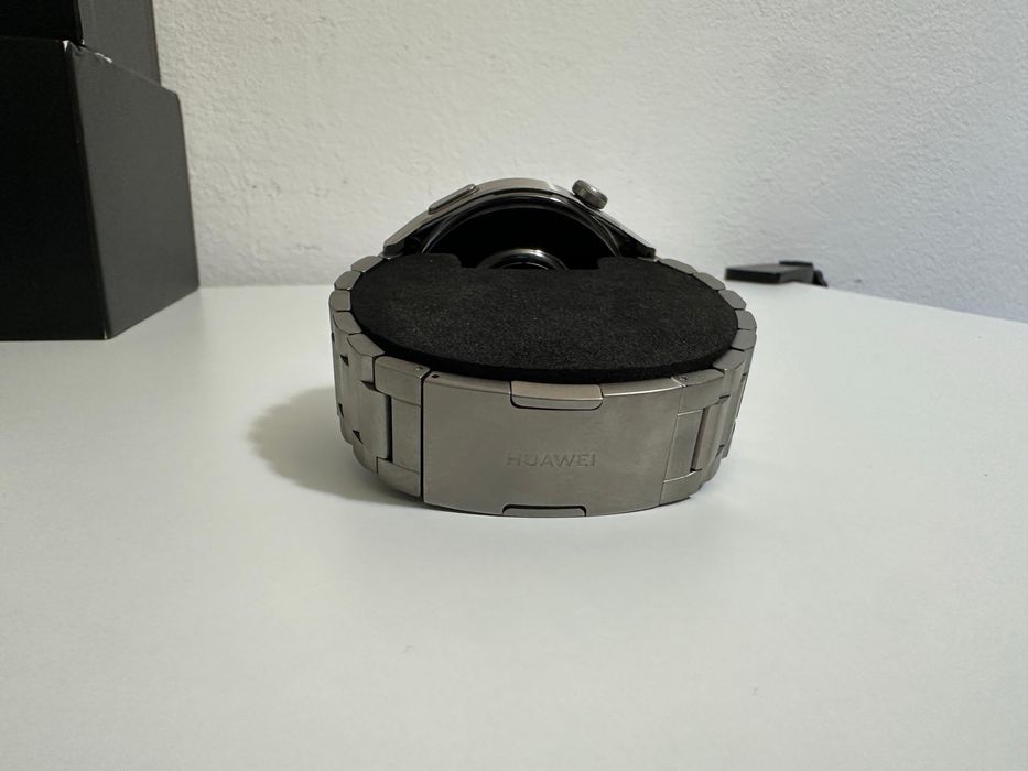 Se vinde ceas SmartWatch Huawei GT 3 Pro