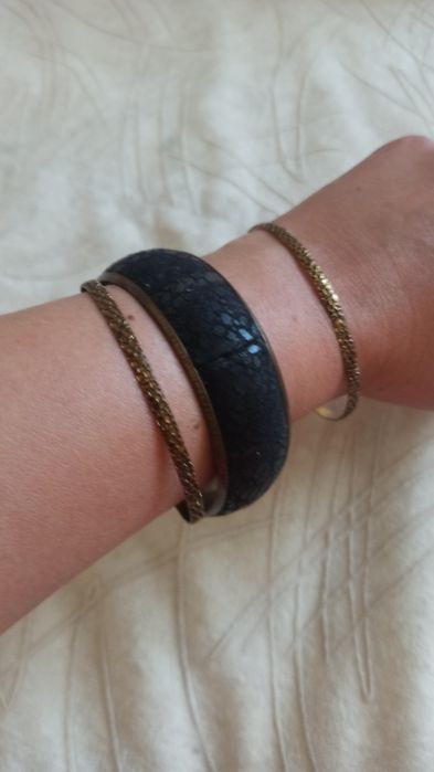 Атрактивни  гривни