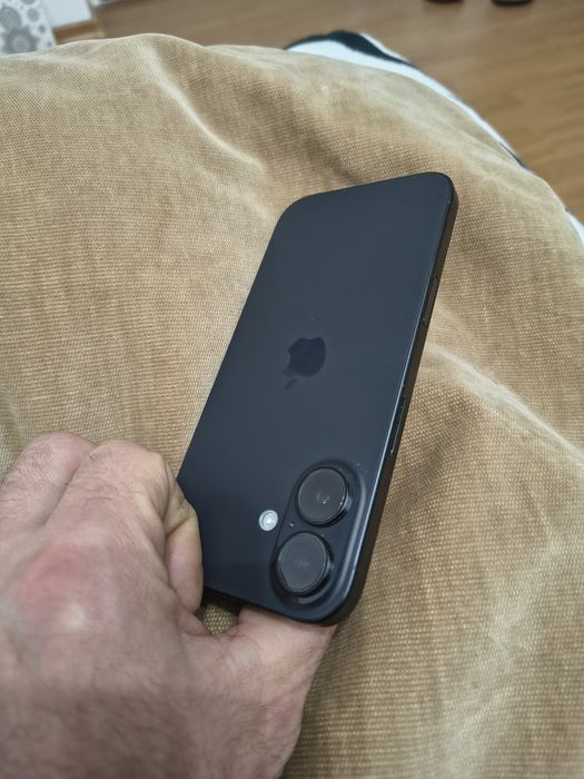 Iphone 16 cu garantie ca nou