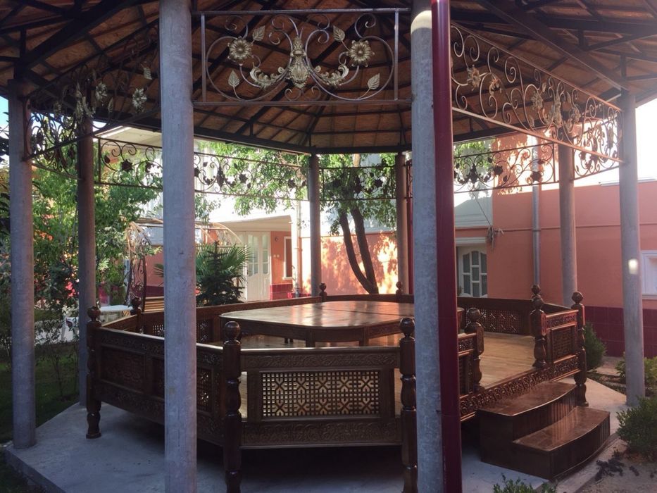 Назарбек Харакат Nazarbek махалла ховли сотилади. Продается участок