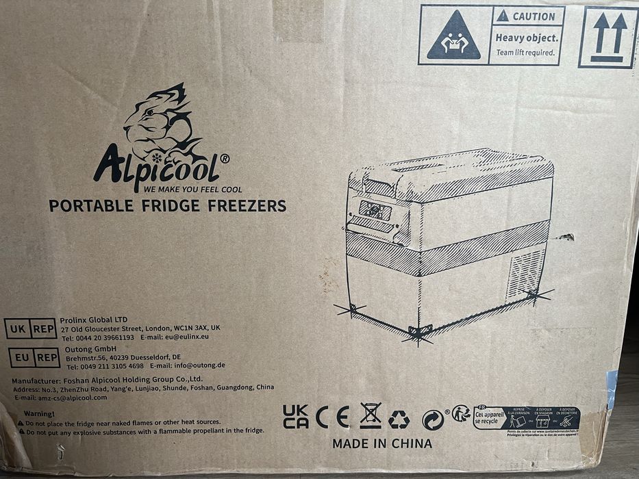 Компресорен Хладилник 45л с фризер Alpicool NCF45 за кола и камион