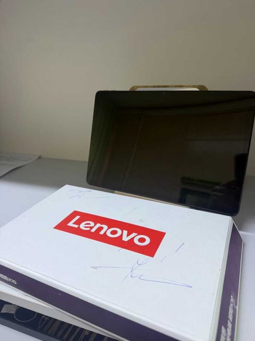 Планшет LENOVO TAB M11