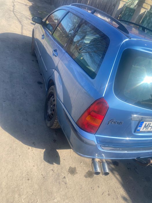 FORD Focus 0 — imagine 4