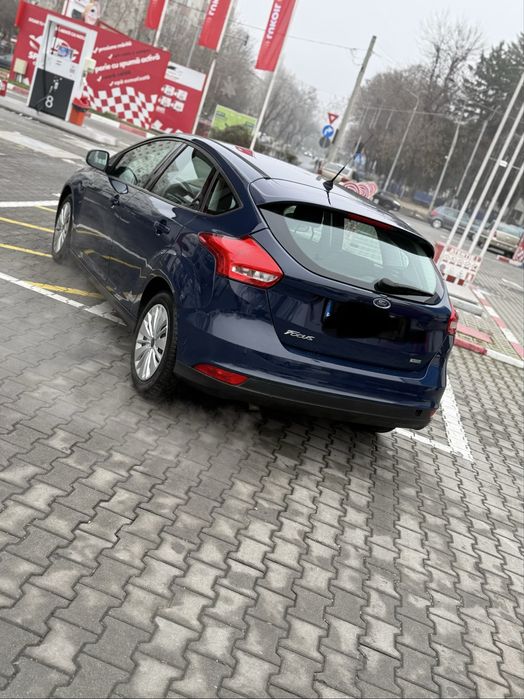 Ford Focus , Albastru , 2015 ,1.0 Benzina 125CP ,Accept si Variante