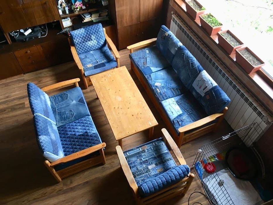 Дънкови мебели и възглавници за градинска мебел