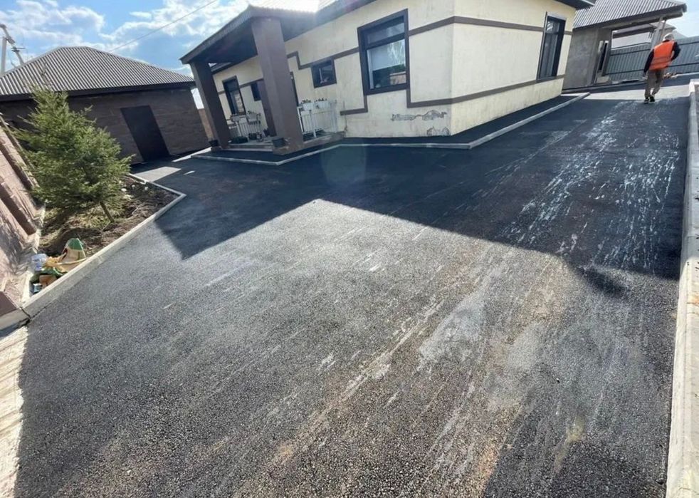 Укладка асфальта  Асфальтирование