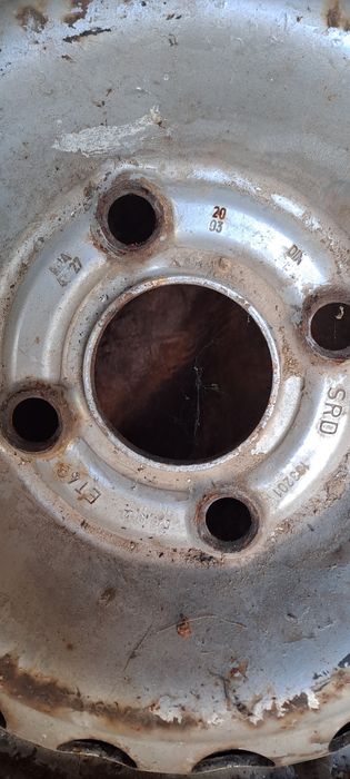 Anvelope iarna cu jante 155/70/R13