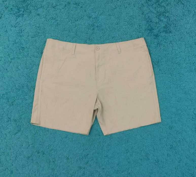 Pantaloni casual Under Armour