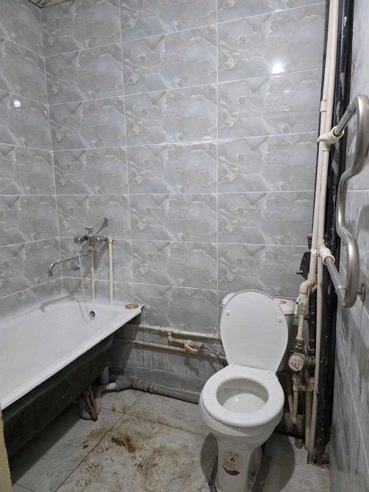 Срочно сдаётся 2-х комн.кв., Октябрь, Чирчик