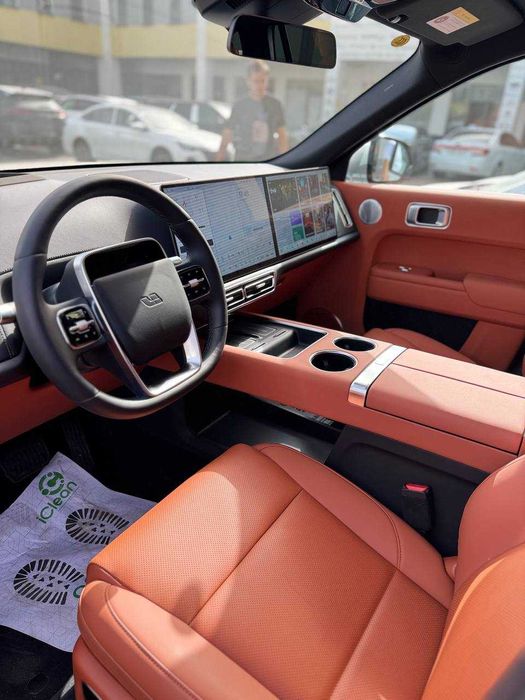 Li 9 Ultra (до рестайлинга)