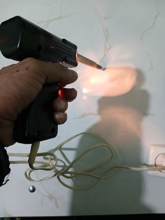 Паяльник продаётся