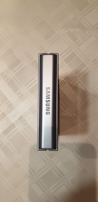 Vand Samsung  Flip 6