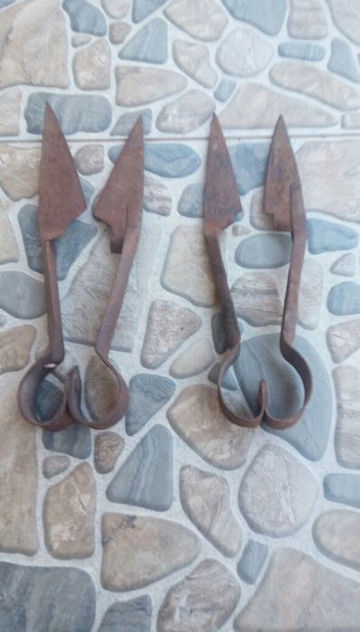 Битови предмети за декорация и ползване