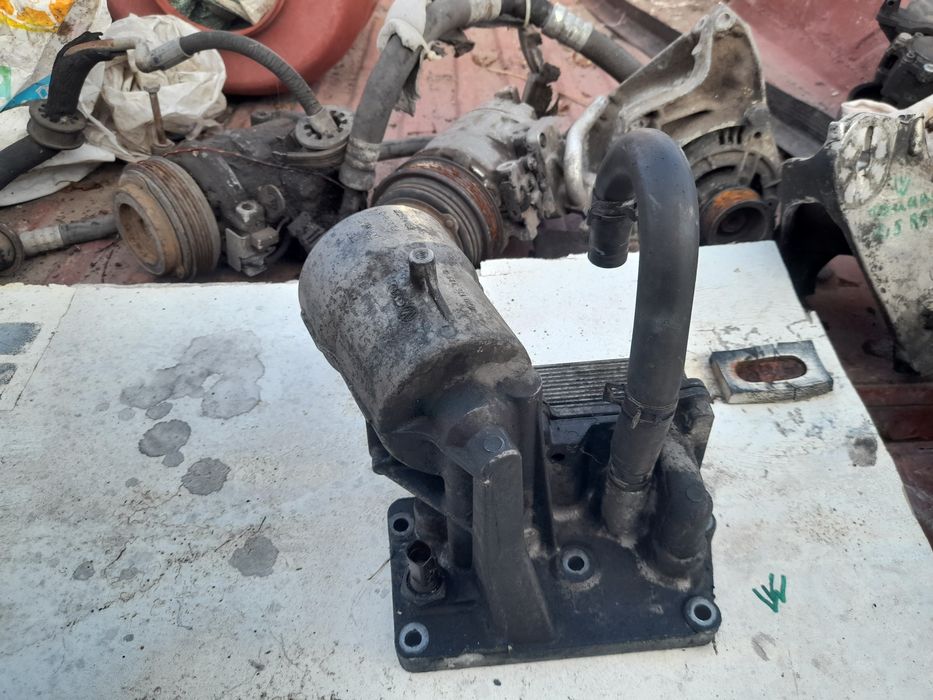 Маслен охладител сконзола маслен филтър за VW  TOUAREG  2.5tdi(R5)