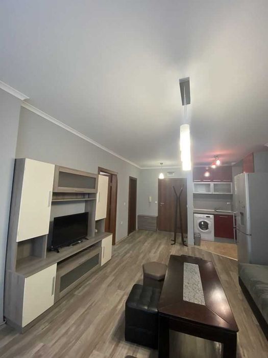 Дава се под наем Двустаен апартамент в Варна, Център - 70 кв.м за 418.71 € - Снимка #6